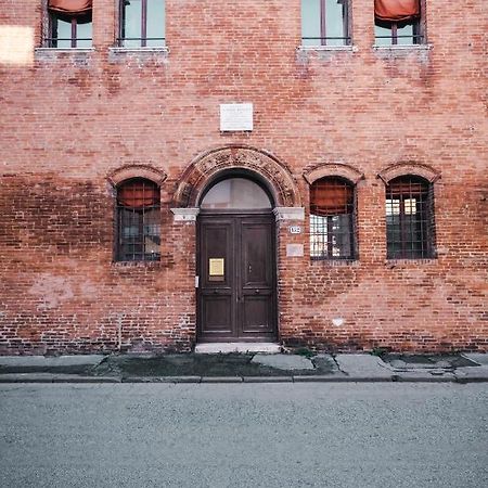 Ferrara Centro - Sabi Apt Bagian luar foto