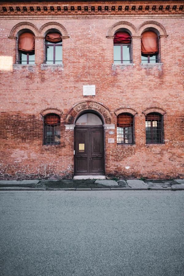Ferrara Centro - Sabi Apt Bagian luar foto